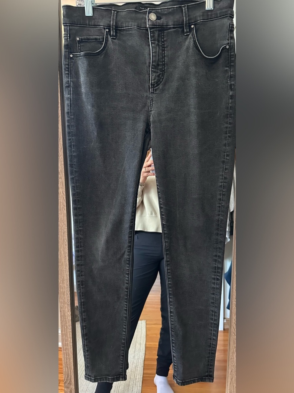 Ann Taylor High-Rise the skinny Jeans